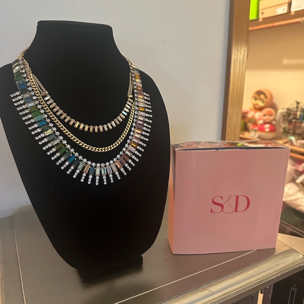 Stella and Dot necklace- SUPER RARE !!!
